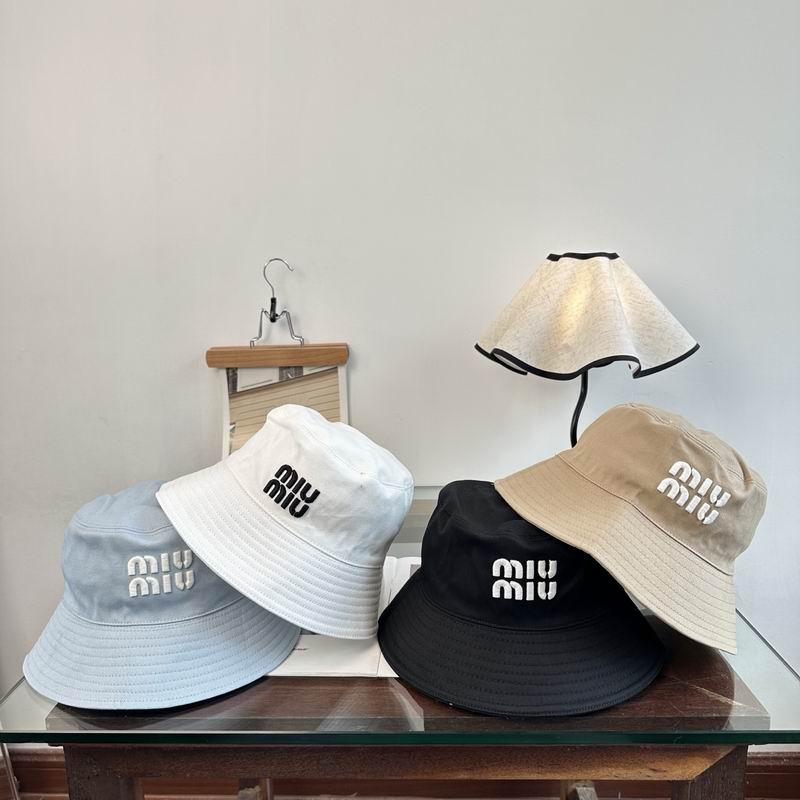 Miumiu hat dx61